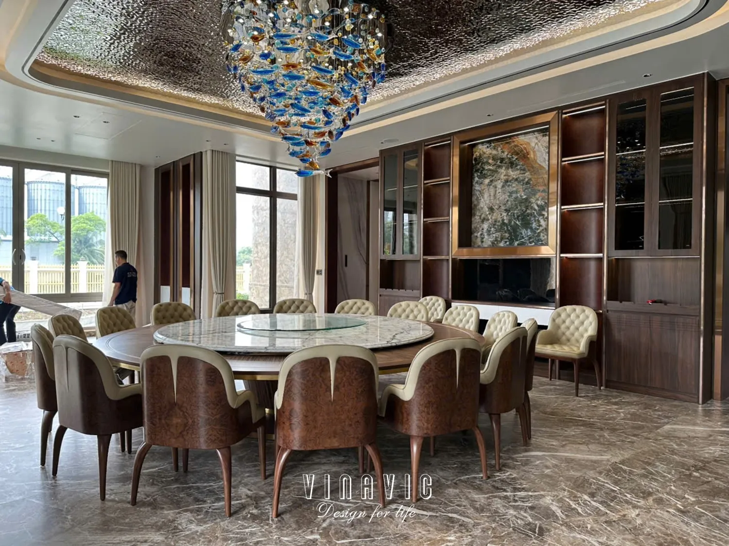 Chi tiết vật liệu gỗ óc chó và đá tự nhiên khi sử dụng dịch vụ thiết kế nội thất biệt thự Ciputra Tây Hồ