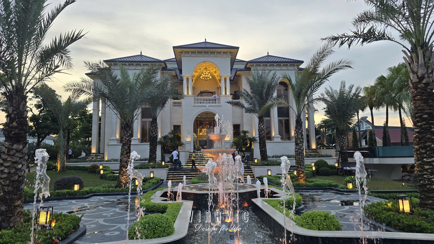 Thi công biệt thự Địa Trung Hải 340m2 (CĐT: Mr Phú- Hà Tĩnh) TCBT2207