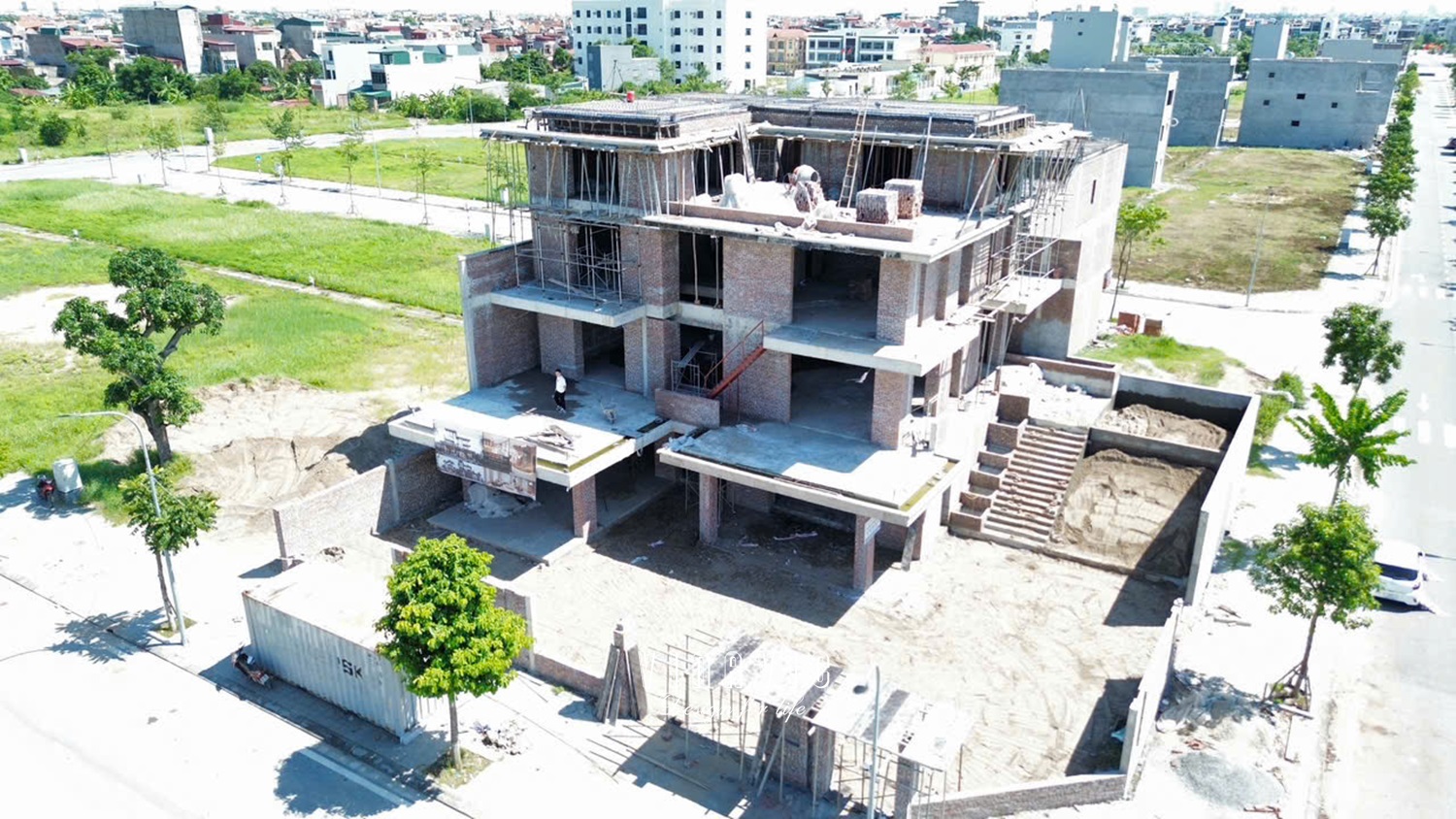 Thi công biệt thự 4 tầng hiện đại 22m x 17m (CĐT: Mr.Lưu- Hải Dương) TCBT2250