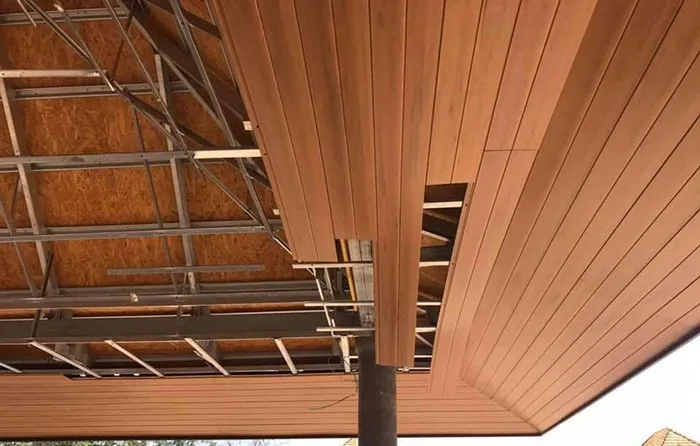 Trần Nhựa Giả Gỗ (Nano/PVC) – Tiết Kiệm & Thẩm Mỹ