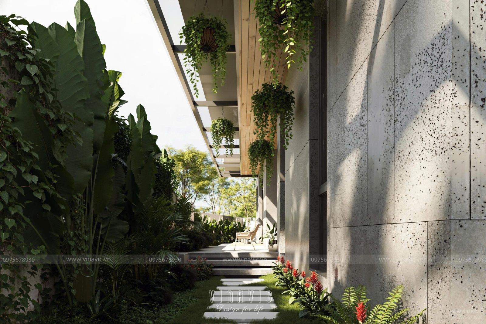 Lối đi dạo bên hông biệt thự BT2437, với tường bê tông mài, trần ốp gỗ có giỏ cây treo, và lối đi lát đá xen cỏ dẫn ra sân vườn