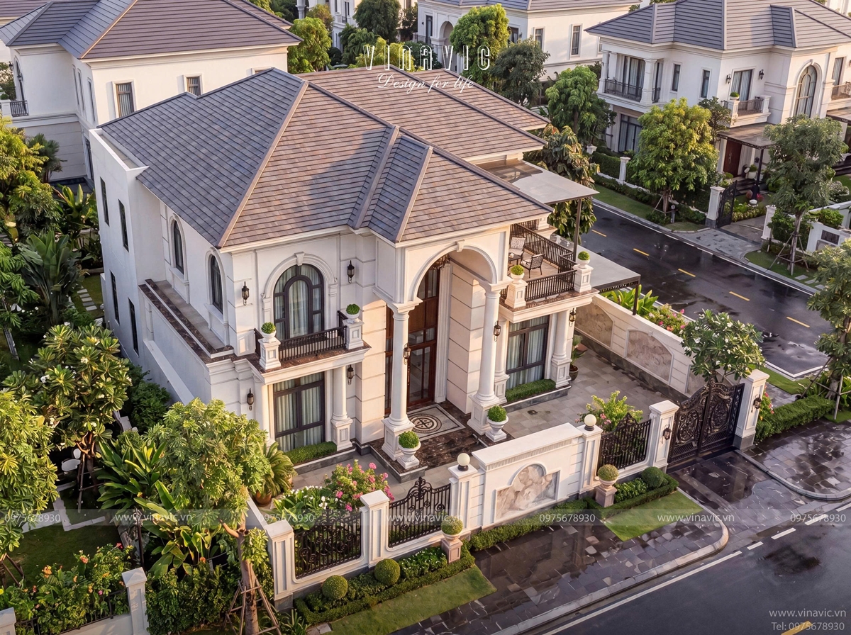 Vòm cuốn bán nguyệt cao tại lối vào chính Tuyen's Villa BT2471