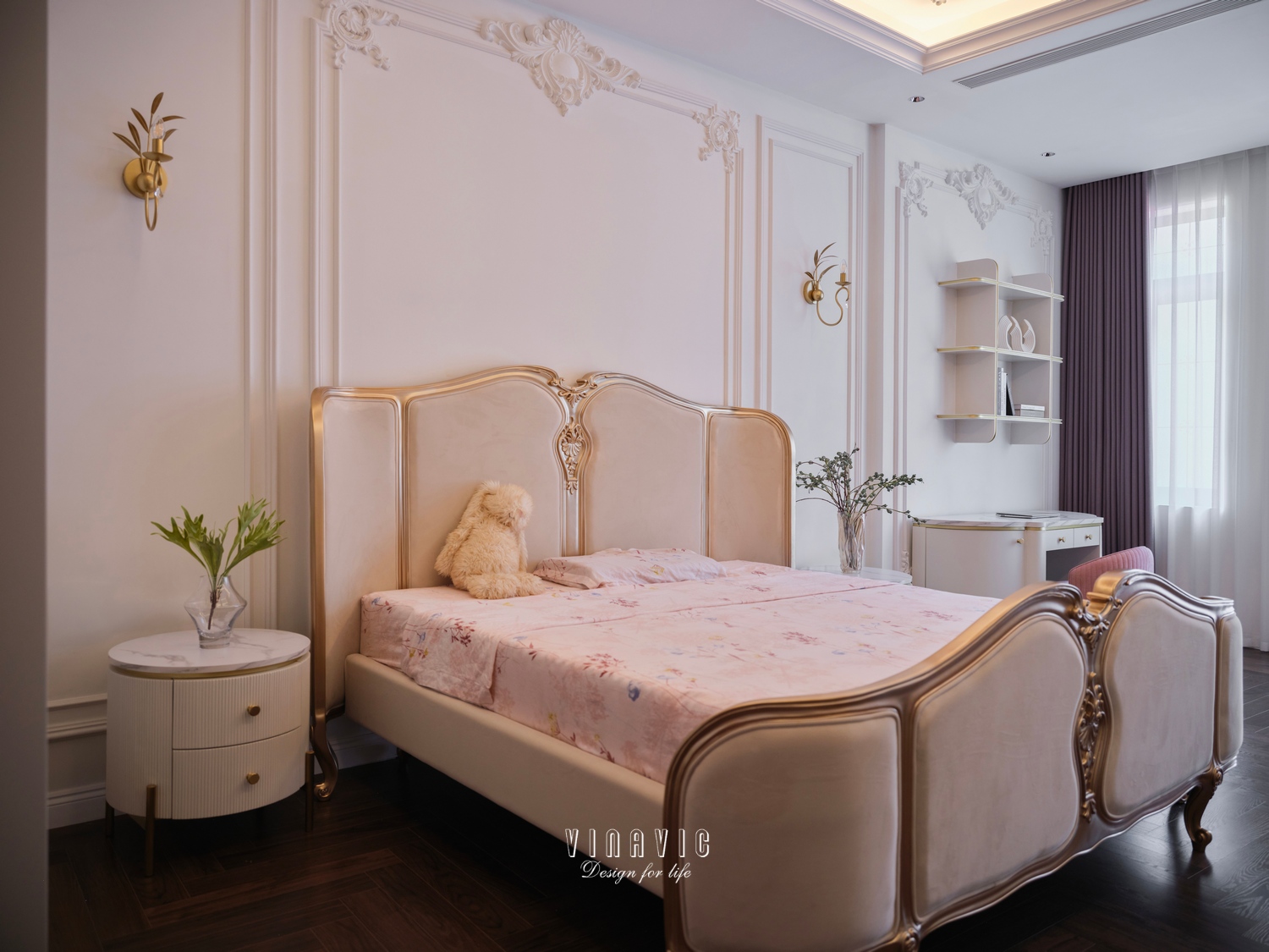 Phòng ngủ cho bé gái với tone hồng dễ thương