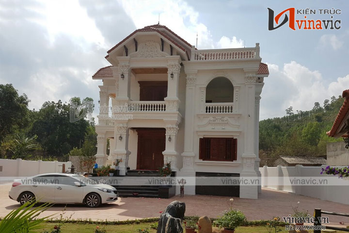 thi-cong-xay-dung-nha-biet-thu-dep-2-tang-co-dien-tcbt1402-3