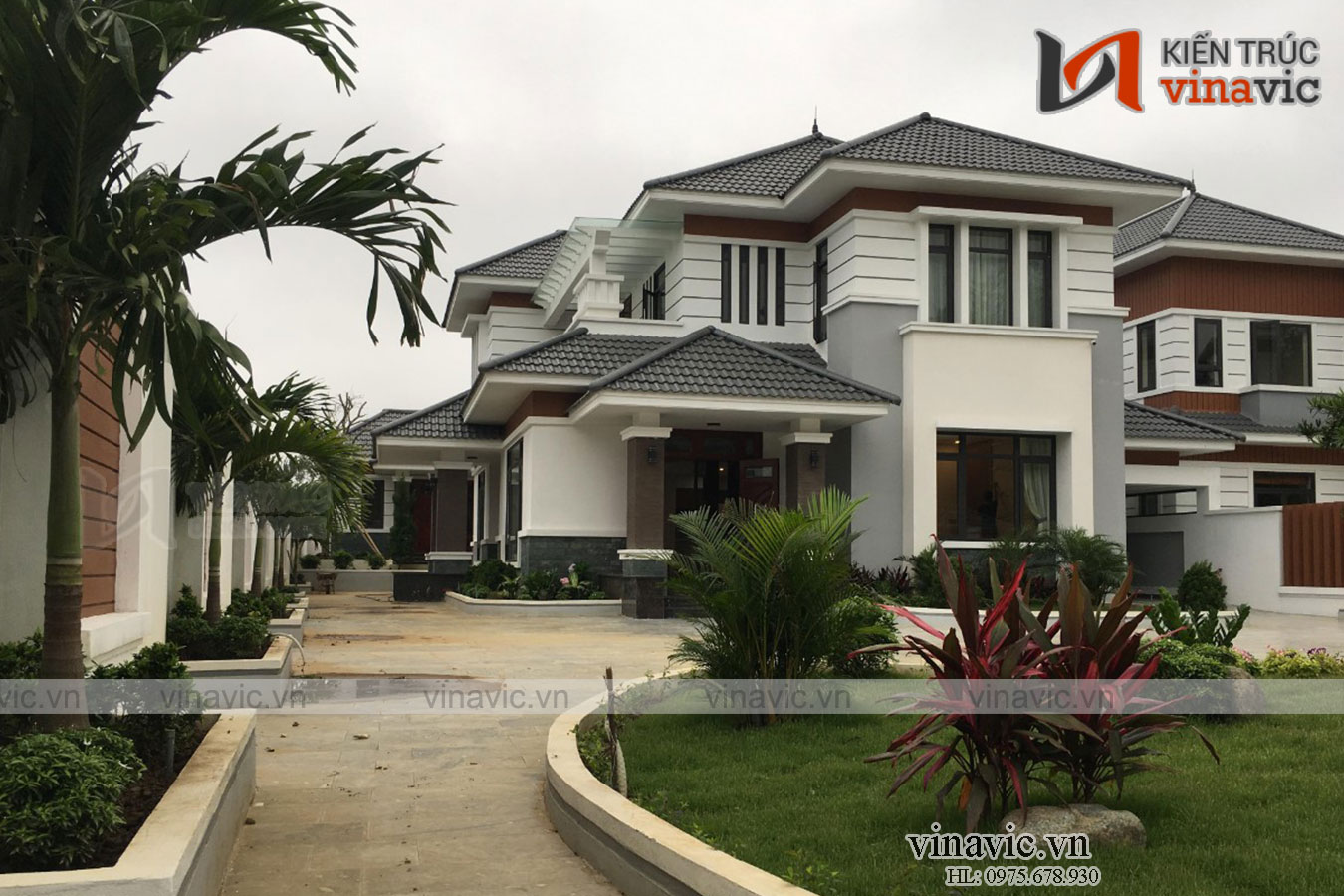 Hoàn thiện hai mẫu biệt thự hiện đại đẹp cho hai anh em tại Sầm Sơn TCBT1828