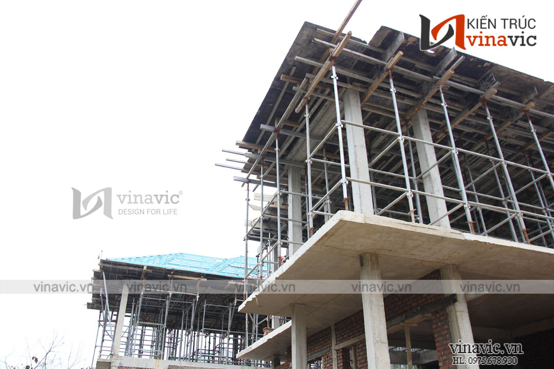 hoan-thien-hai-can-biet-thu-2-tang-hien-dai-dep-TCBT1828 (6)