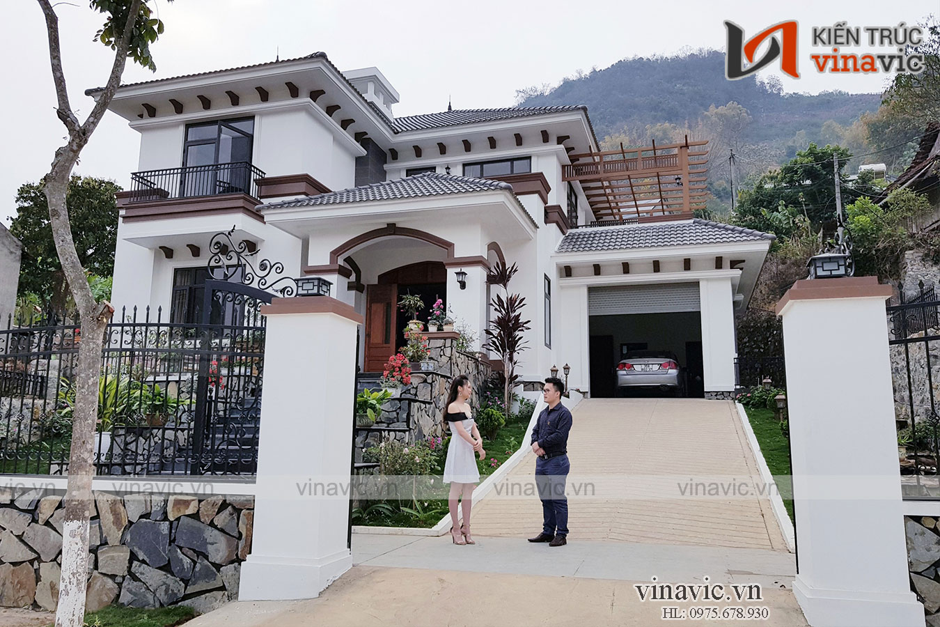 Thi công trọn gói chìa khóa trao tay biệt thự 2 tầng ở Bản Cọ- Sơn La HT2001